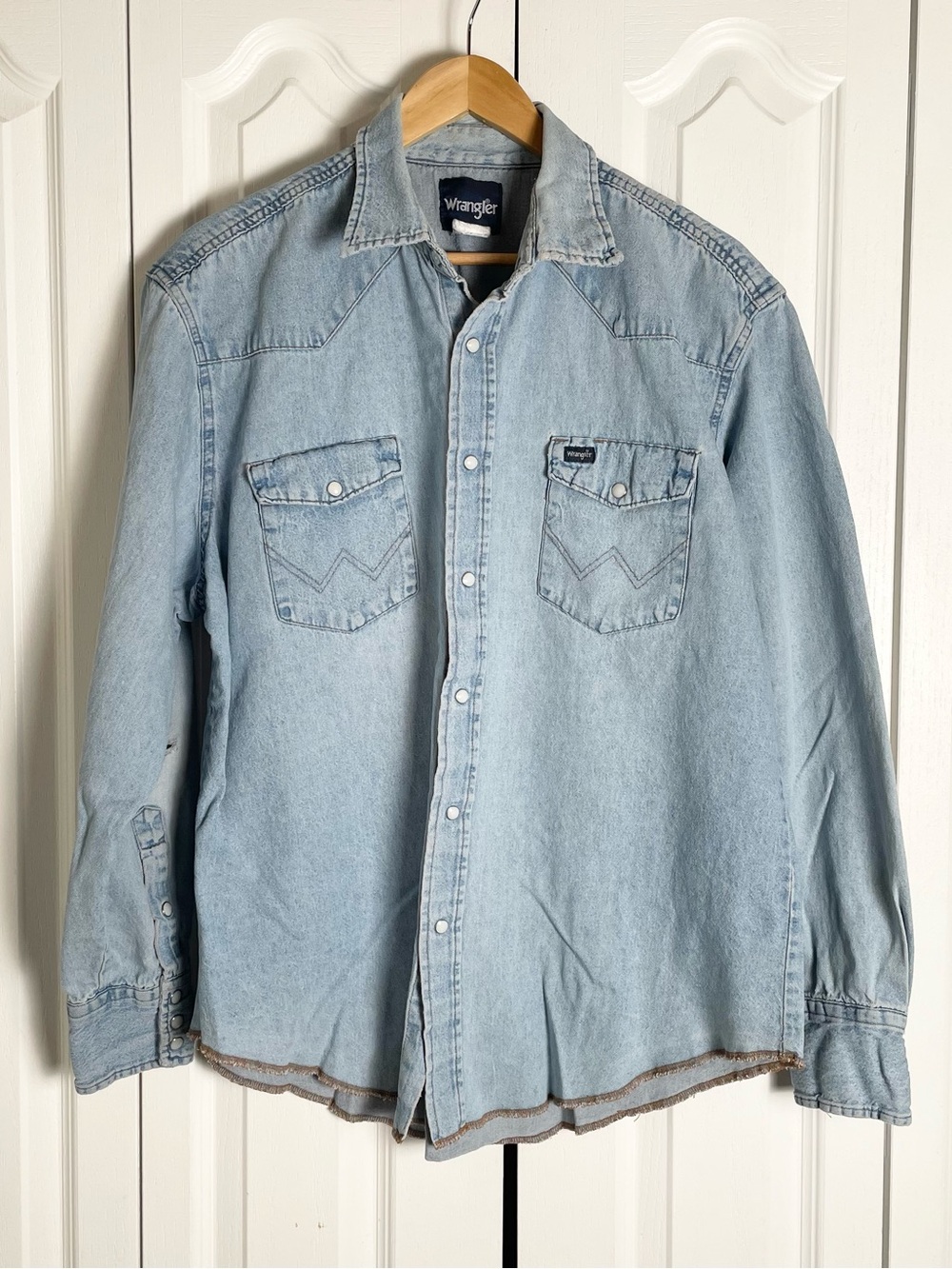 Vintage Wrangler Western Denim Shirt Men's XL* Blue Pearl Snap Cowboy 80s 90s
